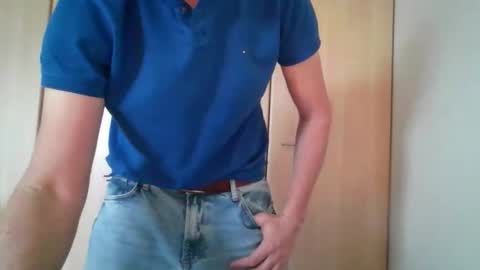 tigerjow941808 online show from 12/03/25, 10:02