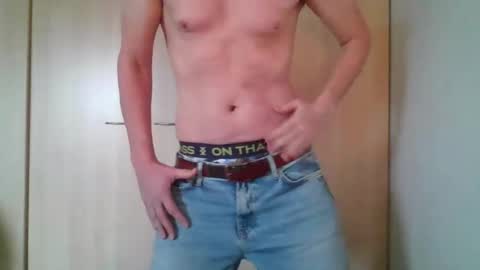 tigerjow941808 online show from 12/04/25, 10:13