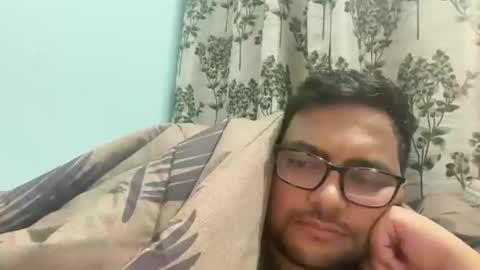 tigertinku online show from 11/30/25, 04:44