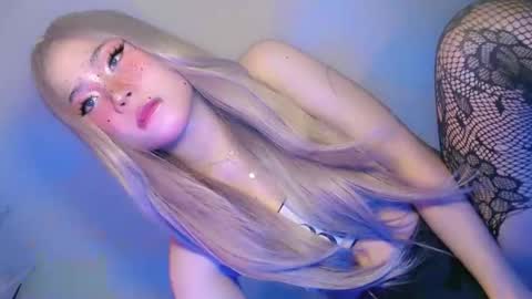 tight_elliana online show from 04/16/26, 09:39