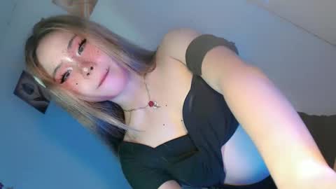 tight_elliana online show from 05/07/26, 08:36