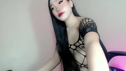 Snapshot of tight_sabrina chatting on 06/11/26, 03:48 tight_sabrina online show from 06/11/26, 03:48