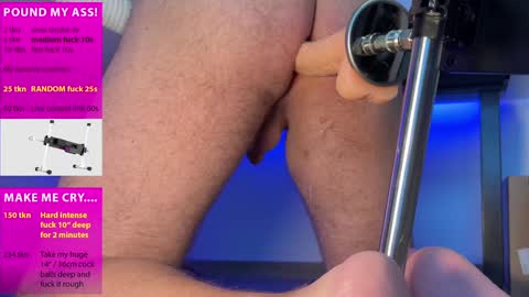 Snapshot of tightmike_takes_it chatting on 12/12/24, 10:45 Mike tightmikeshared- online show from 12/12/24, 10:45