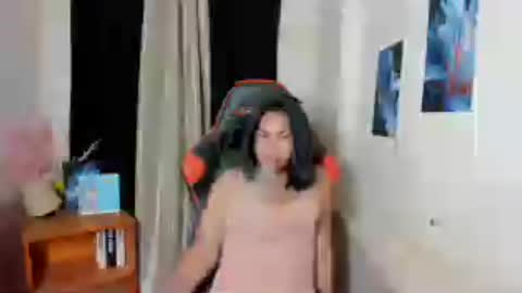 Snapshot of tightrosexoxo chatting on 07/11/26, 05:32 tightrosexoxo online show from 07/11/26, 05:32