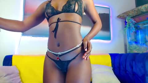 tigress_001 online show from 10/13/25, 08:09