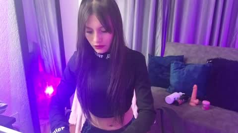 Snapshot of tiinajonus_ chatting on 03/31/26, 02:13 tiinajonus_ online show from 03/31/26, 02:13