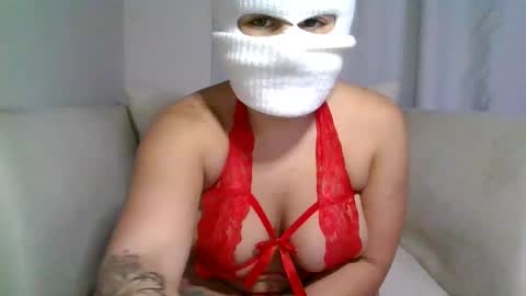 tiinkerbell26 online show from 02/17/25, 03:15