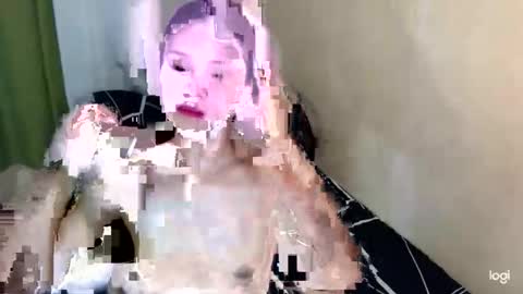 Snapshot of tikolinajeboy chatting on 04/27/26, 10:24 ANNETS online show from 04/27/26, 10:24
