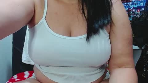 Snapshot of tila_nastyy chatting on 03/31/26, 01:29 Tila online show from 03/31/26, 01:29