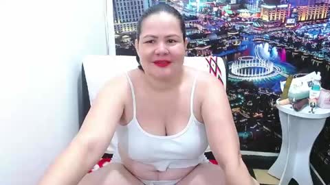 Snapshot of tila_nastyy chatting on 04/15/26, 02:29 Tila online show from 04/15/26, 02:29
