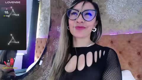 TILA TEQUILA online show from 12/20/24, 12:49