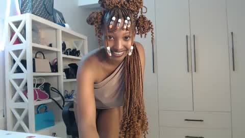 Tilly online show from 02/04/26, 02:56