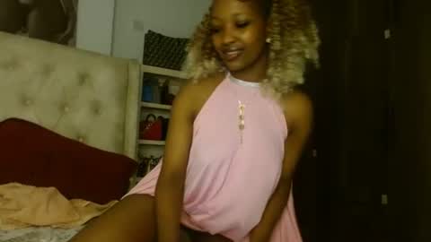 Tilly online show from 07/23/26, 11:08