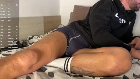 Snapshot of tim_beard chatting on 11/28/25, 08:22 Tim Beard online show from 11/28/25, 08:22