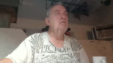 Snapshot of timamanda chatting on 11/14/25, 03:44 Tim Amanda online show from 11/14/25, 03:44