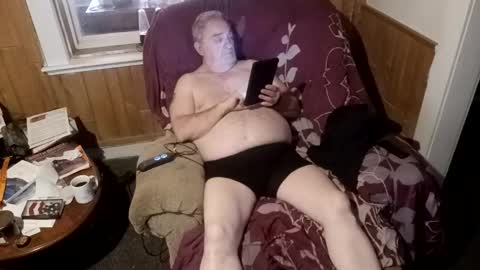 Snapshot of timamanda chatting on 11/17/25, 04:35 Tim Amanda online show from 11/17/25, 04:35