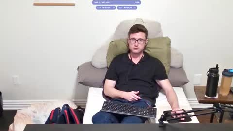 Snapshot of timelord157501 chatting on 11/07/25, 11:54 TimeLordRaps online show from 11/07/25, 11:54