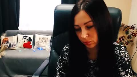 Luisa online show from 09/22/25, 07:10