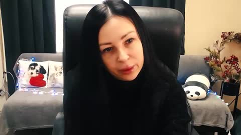 Snapshot of timeparadice chatting on 02/03/26, 08:41 Luisa online show from 02/03/26, 08:41