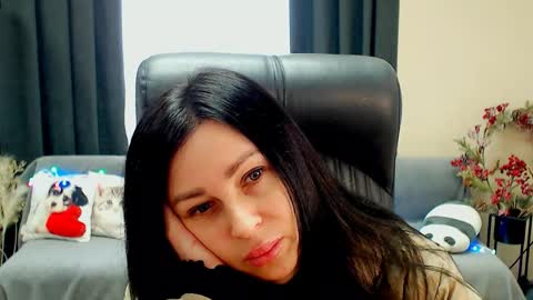 Snapshot of timeparadice chatting on 03/30/26, 07:31 Luisa online show from 03/30/26, 07:31