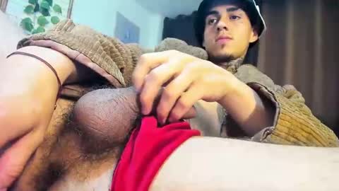 salem online show from 01/30/25, 01:44