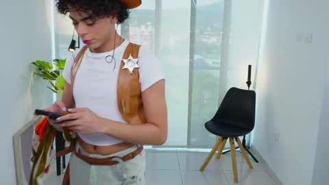 Snapshot of timmyshy chatting on 10/31/25, 07:48 timmyshy online show from 10/31/25, 07:48