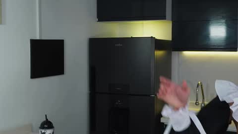 Snapshot of timmyshy chatting on 11/13/25, 12:42 timmyshy online show from 11/13/25, 12:42