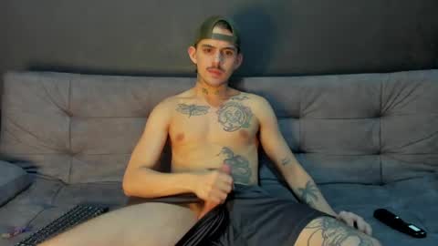 wanna play bareback uncut colombian couple new twink bbk online show from 04/14/26, 05:24