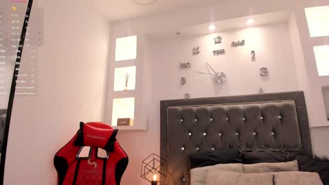Timothy 21 years old online show from 12/10/24, 04:34