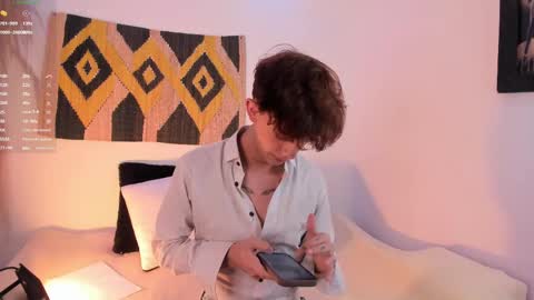 Timothy 21 years old online show from 02/18/25, 08:47