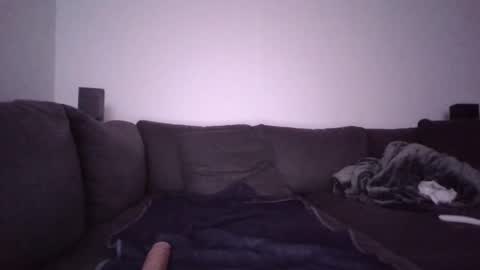 Snapshot of timshi99 chatting on 11/02/25, 09:28 timshi99 online show from 11/02/25, 09:28