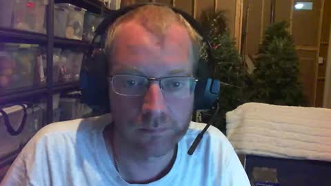 Snapshot of timtimmyyyy chatting on 09/14/25, 05:28 timtimmyyyy online show from 09/14/25, 05:28