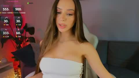 Helen online show from 05/20/26, 02:01