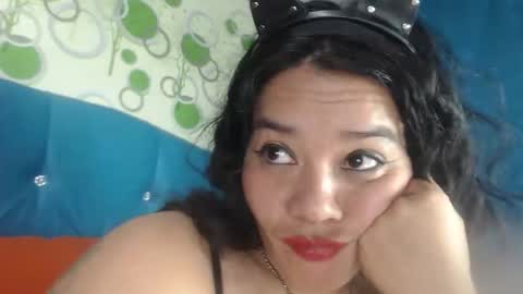 tina_hottt online show from 10/17/25, 02:15