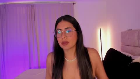 Snapshot of tina_olsen07 chatting on 04/19/26, 10:01 tina_olsen07 online show from 04/19/26, 10:01