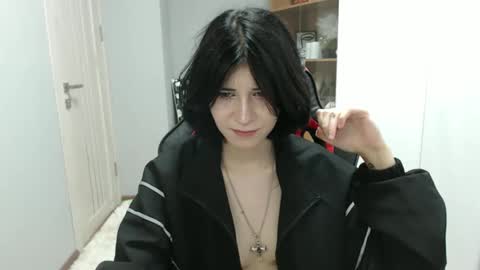 tina_quinn online show from 09/12/25, 08:03
