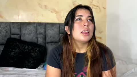 Snapshot of tina_russo chatting on 06/14/26, 04:36 tina_russo online show from 06/14/26, 04:36