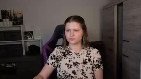 Snapshot of tinaangelll chatting on 09/10/25, 05:24 Tina Angel online show from 09/10/25, 05:24