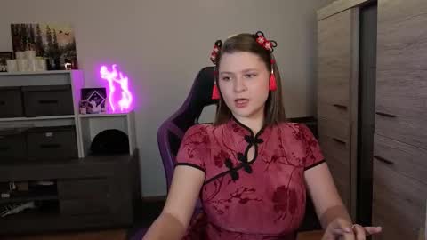 Tina Angel online show from 09/30/25, 05:29