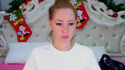 Tina online show from 01/03/25, 04:33