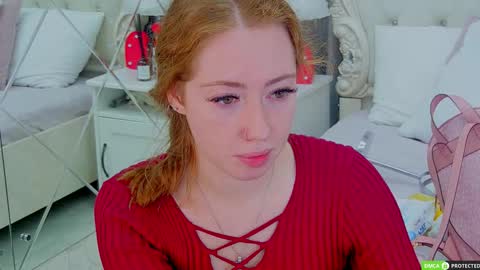 Snapshot of tinabrook chatting on 11/26/25, 04:24 Tina online show from 11/26/25, 04:24