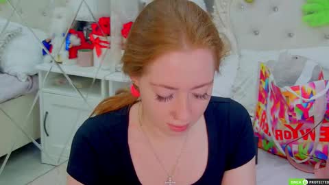Snapshot of tinabrook chatting on 12/15/25, 03:44 Tina online show from 12/15/25, 03:44