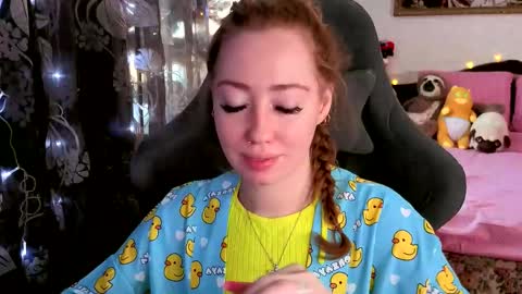 Snapshot of tinabrook chatting on 02/19/26, 04:41 Tina online show from 02/19/26, 04:41