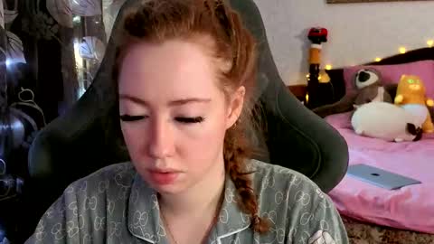 Snapshot of tinabrook chatting on 02/20/26, 04:31 Tina online show from 02/20/26, 04:31