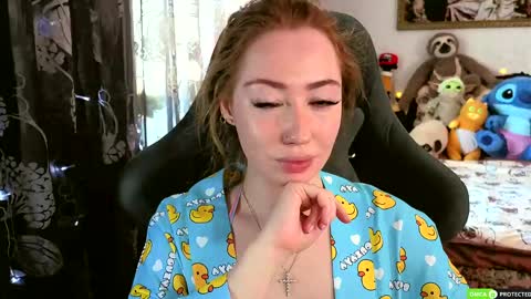 Snapshot of tinabrook chatting on 04/13/26, 04:51 Tina online show from 04/13/26, 04:51