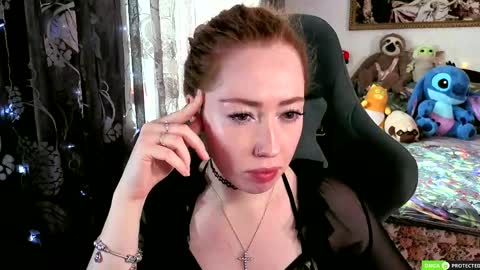 Snapshot of tinabrook chatting on 04/20/26, 04:48 Tina online show from 04/20/26, 04:48