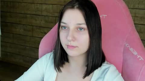 Snapshot of tinaburton chatting on 01/14/26, 04:23 TinaBurton online show from 01/14/26, 04:23