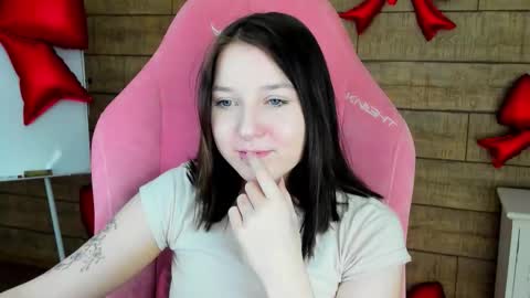 Snapshot of tinaburton chatting on 02/11/26, 04:34 TinaBurton online show from 02/11/26, 04:34
