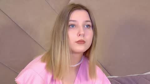 Snapshot of tinaburton chatting on 04/13/26, 05:07 TinaBurton online show from 04/13/26, 05:07