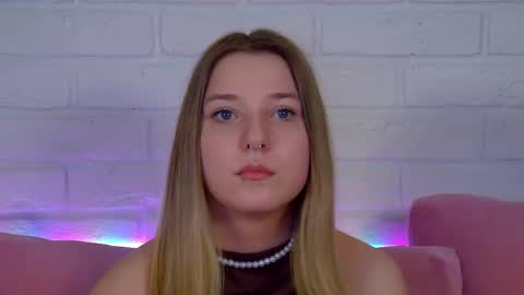 Snapshot of tinaburton chatting on 04/28/26, 03:11 TinaBurton online show from 04/28/26, 03:11